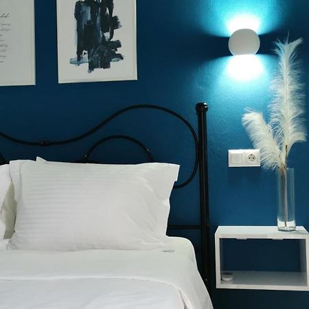 W Pearl Suite Néa Péramos Εξωτερικό φωτογραφία